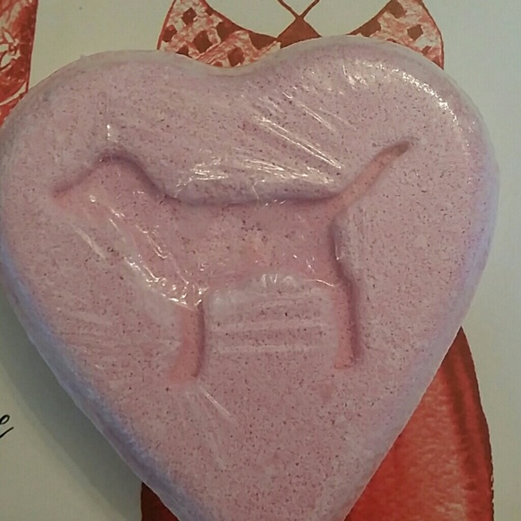 4 - PINK Bath Bombs New with tag - Picture 6 of 8